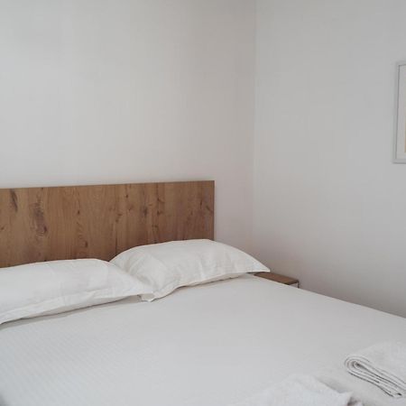 Sea Apartments 123 Саранде Екстериор снимка