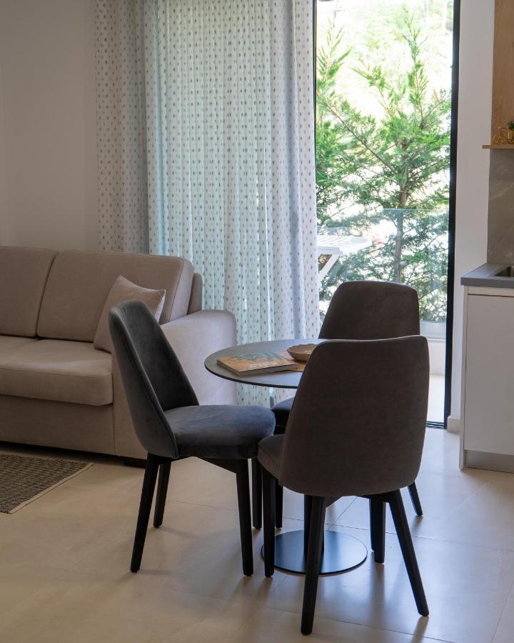 Sea Apartments 123 Саранде Екстериор снимка
