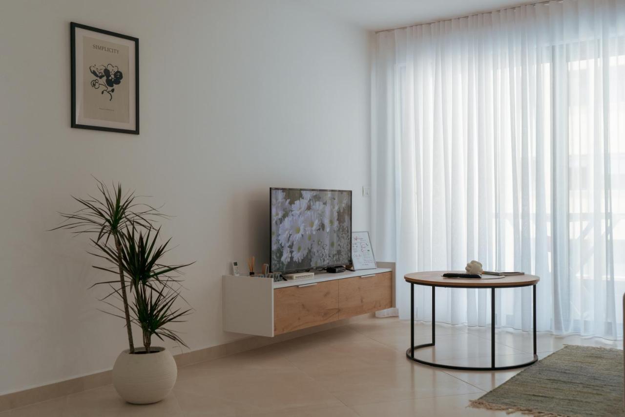 Sea Apartments 123 Саранде Екстериор снимка