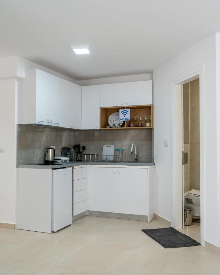 Sea Apartments 123 Саранде Екстериор снимка