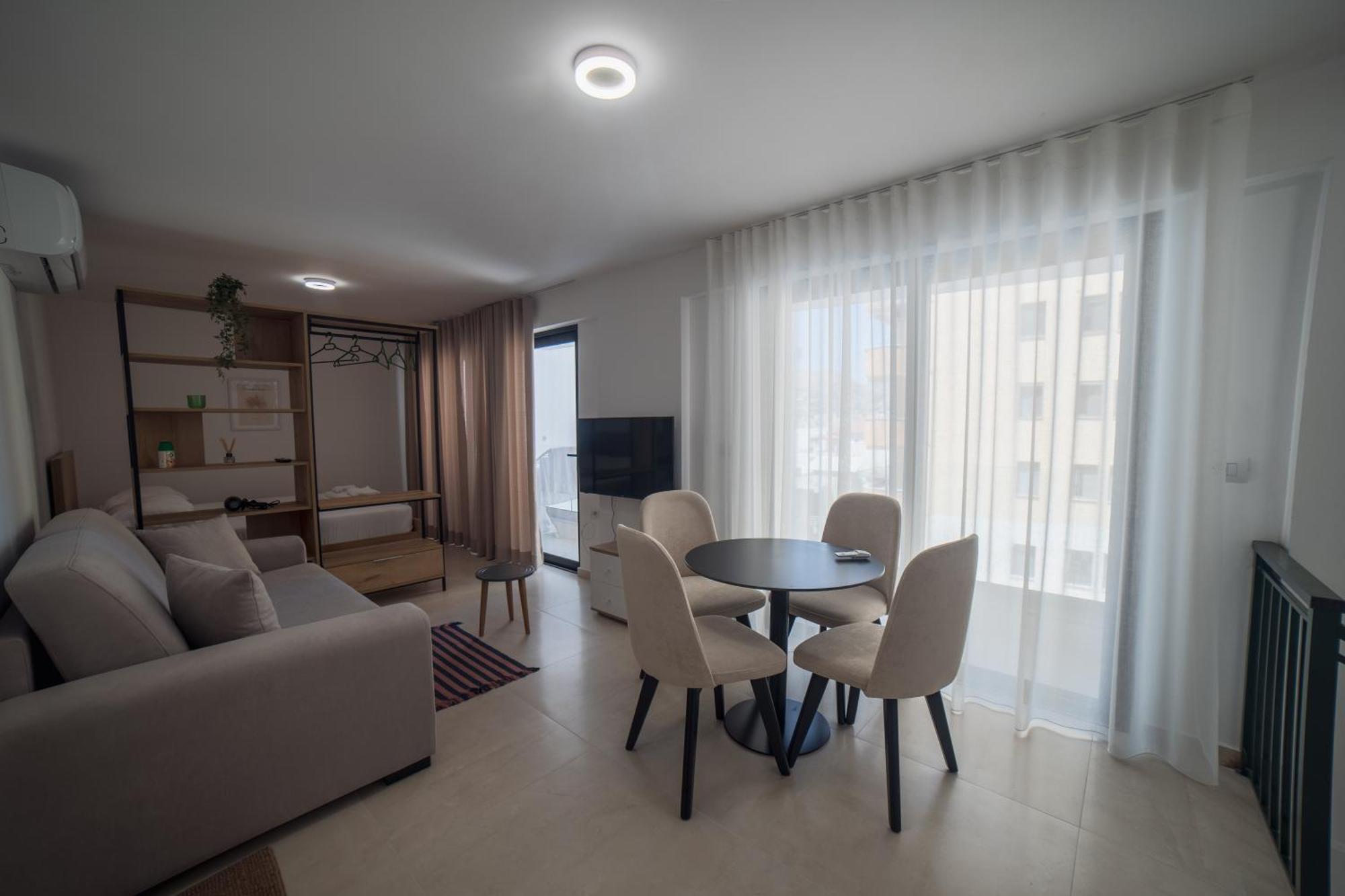 Sea Apartments 123 Саранде Екстериор снимка