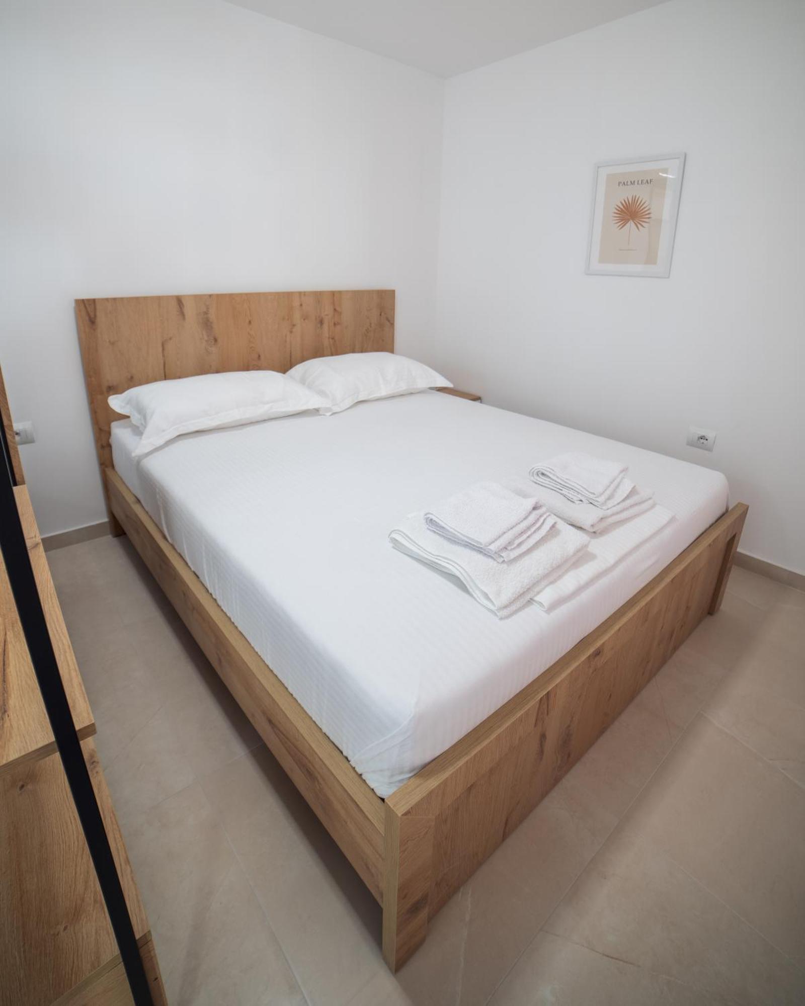 Sea Apartments 123 Саранде Екстериор снимка